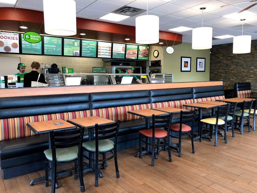 Subway | restaurant | 2900 Cliff Rd E, Burnsville, MN 55337, USA | 9528959308 OR +1 952-895-9308