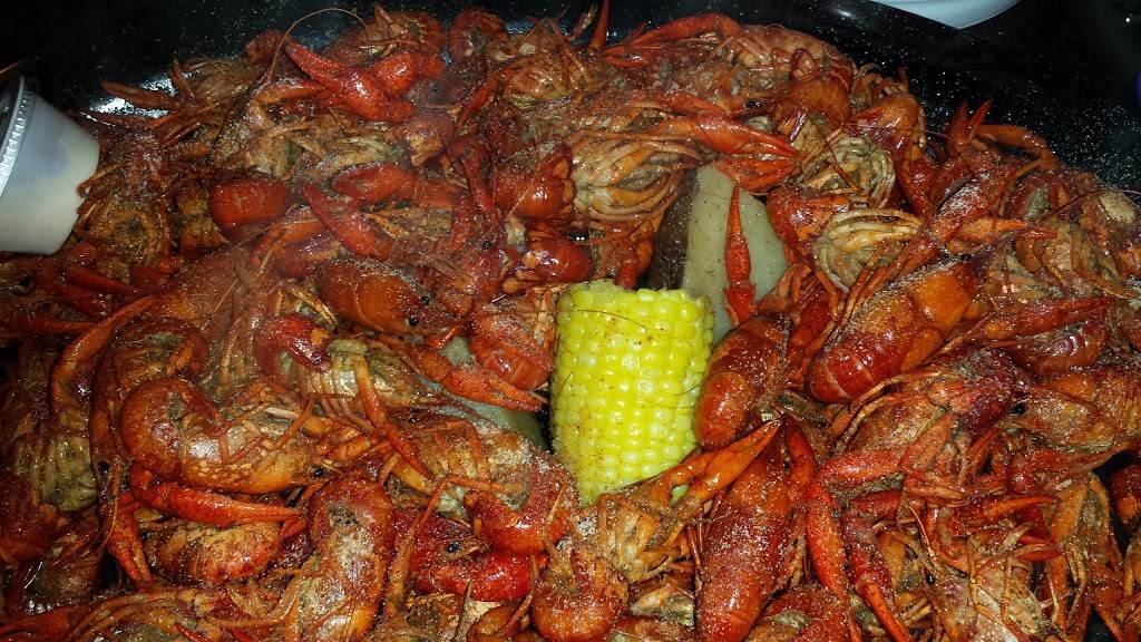 Baytown Seafood | restaurant | 4830 Twin City Hwy, Groves, TX 77619, USA | 4099606052 OR +1 409-960-6052