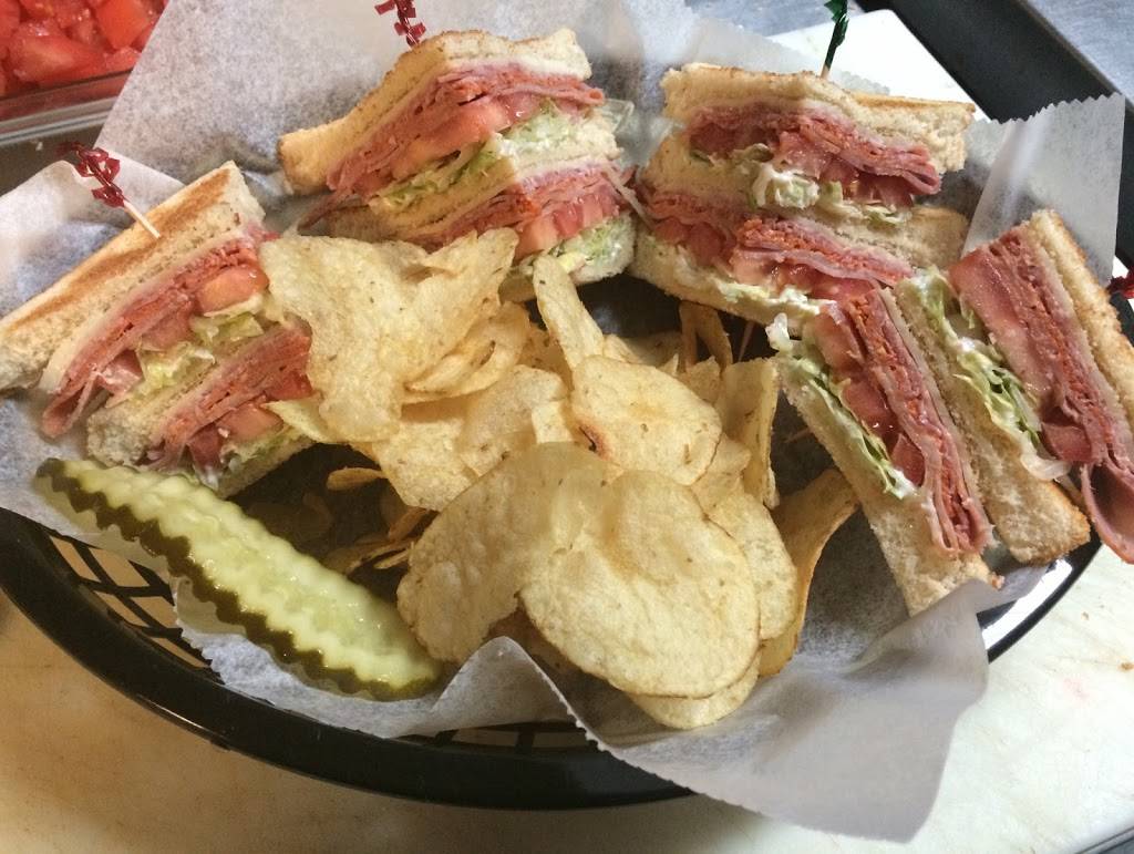 RJs Pub & Grill | restaurant | 615 N 9th St, Philipsburg, PA 16866, USA | 8143425307 OR +1 814-342-5307