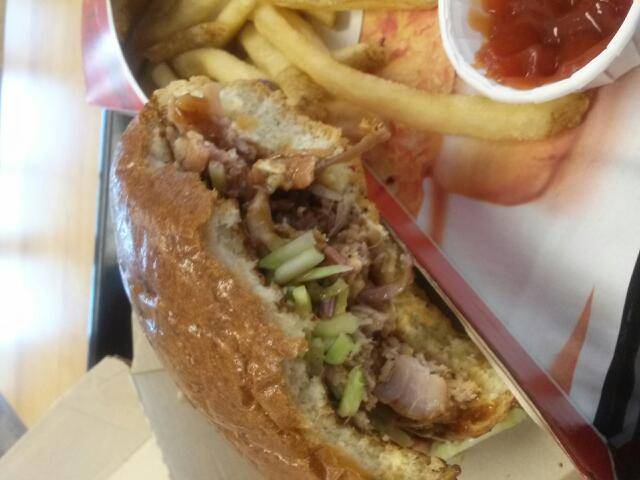 Wendys | restaurant | 1020 Timber Drive East, Garner, NC 27529, USA | 9194579999 OR +1 919-457-9999