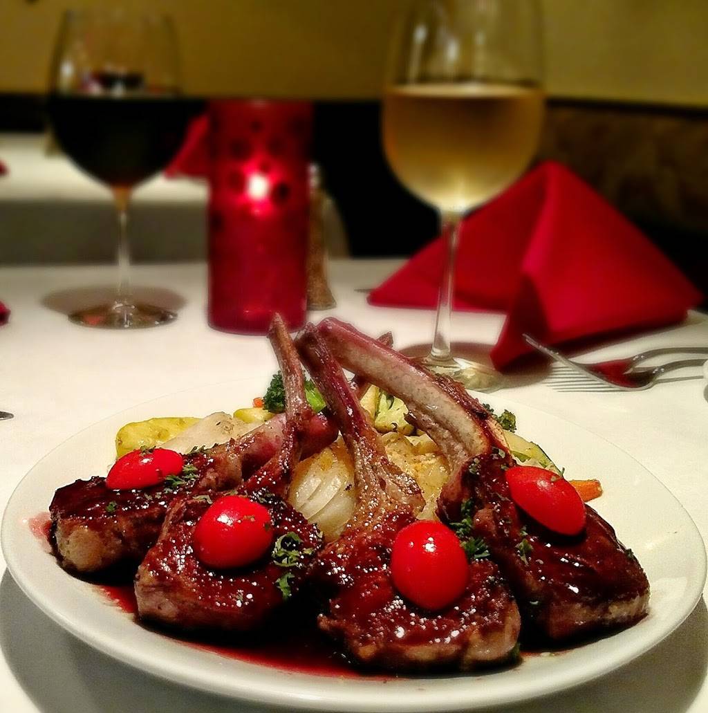 MiNas Bistro | restaurant | 4391 Colonial Blvd #104, Fort Myers, FL 33966, USA | 2392251139 OR +1 239-225-1139