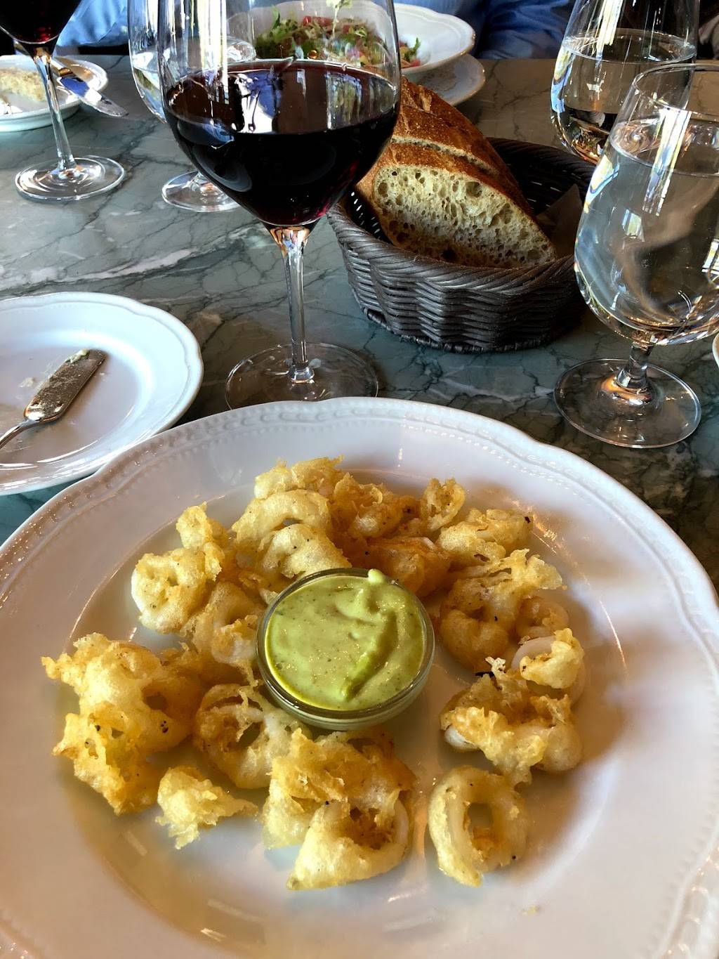 Petit Louis Bistro | restaurant | 4800 Roland Ave, Baltimore, MD 21210, USA | 4103669393 OR +1 410-366-9393