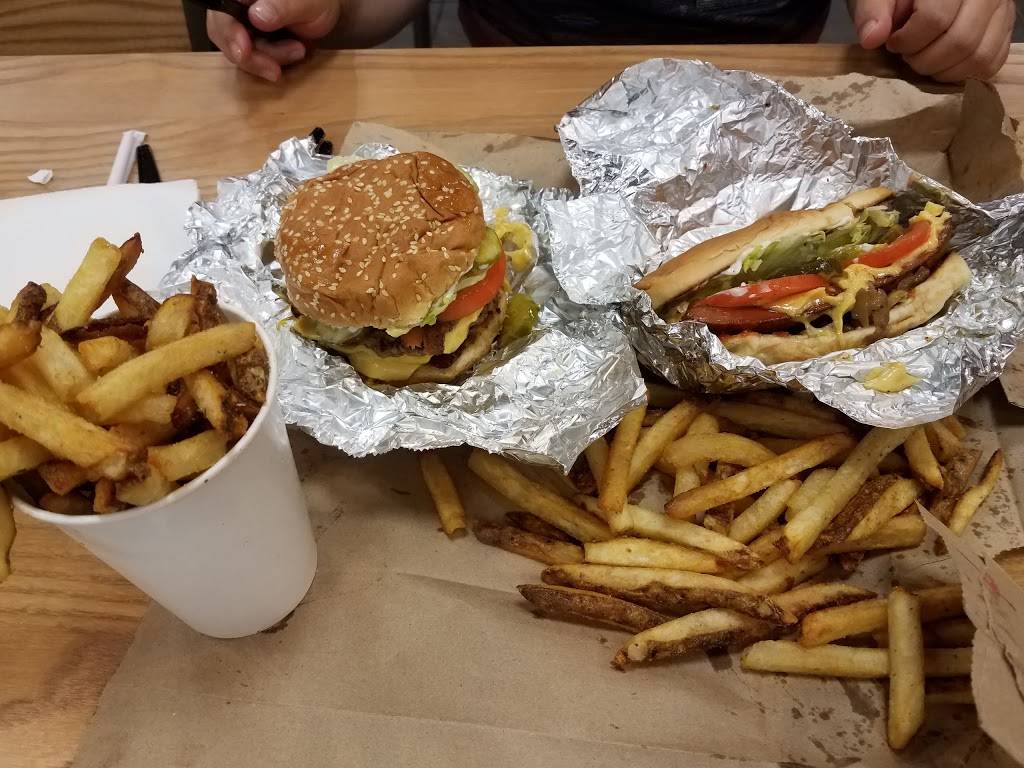 Five Guys | meal takeaway | 78-445 CA-111, La Quinta, CA 92253, USA | 7607719300 OR +1 760-771-9300