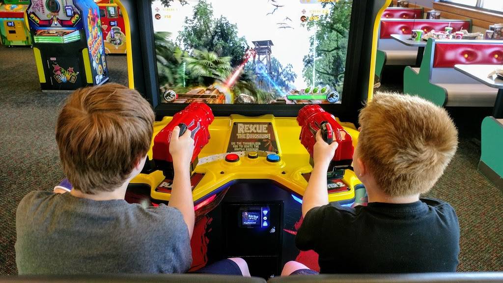 Chuck E. Cheese | restaurant | 1273 Lombardi Access Rd, Green Bay, WI 54304, USA | 9204970338 OR +1 920-497-0338