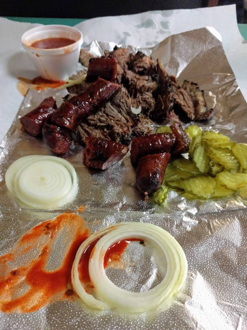 Sams BBQ | restaurant | 2000 E 12th St, Austin, TX 78702, USA | 5124780378 OR +1 512-478-0378