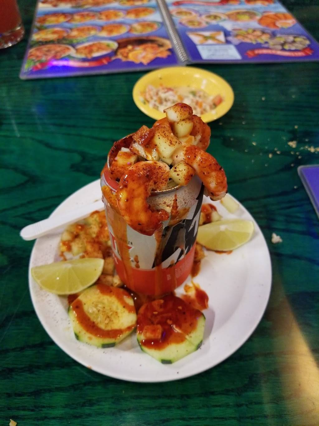 Las Islitas Seafood & Mexican Restaurant | restaurant | 2446 S Western Ave, Chicago, IL 60608, USA | 7733760610 OR +1 773-376-0610