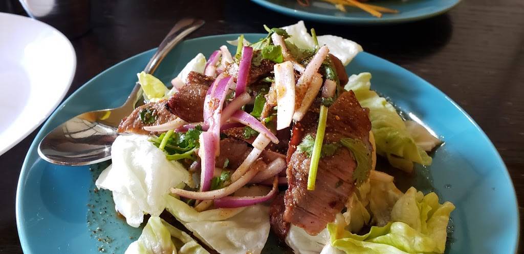 Thais Corner Restaurant | restaurant | 8607 Westwood Center Dr, Vienna, VA 22182, USA | 7039964547 OR +1 703-996-4547