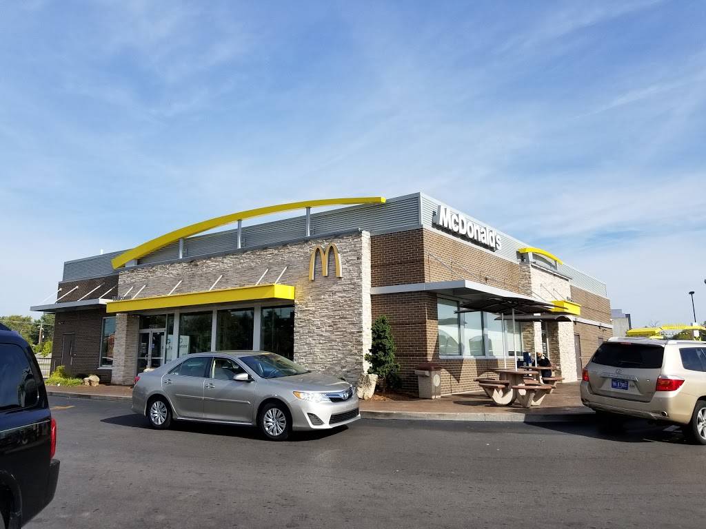McDonalds | cafe | 2359 Richmond Rd, Lexington, KY 40502, USA | 8592667816 OR +1 859-266-7816