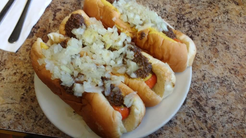 Wein-O-Rama | restaurant | 1009 Oaklawn Ave, Cranston, RI 02920, USA | 4019434990 OR +1 401-943-4990