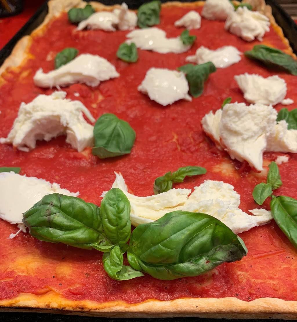 Gusto Pizzeria Restaurant | meal delivery | 8125 5th Ave, Brooklyn, NY 11209, USA | 7188365200 OR +1 718-836-5200