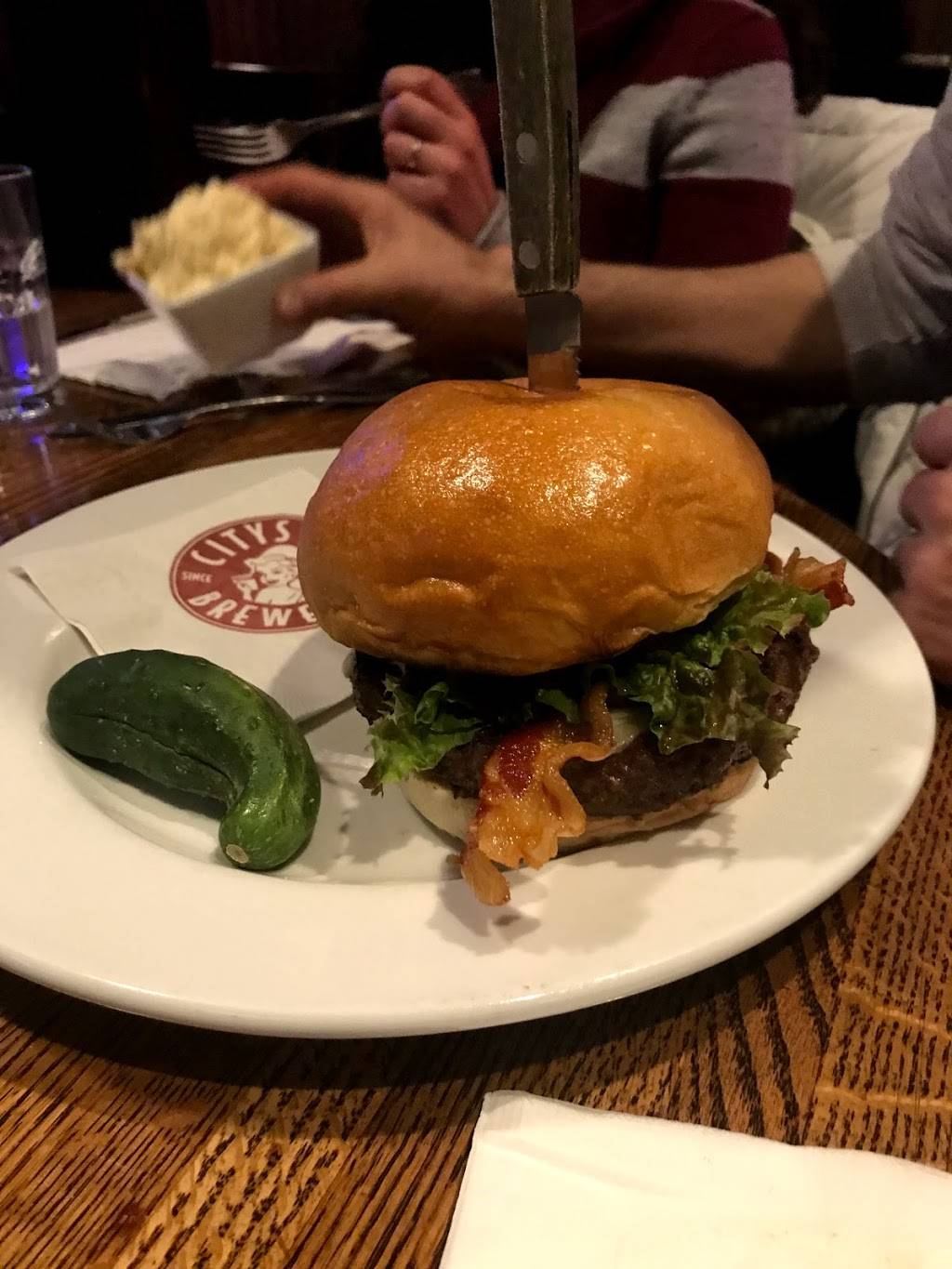 City Steam Brewery Cafe | restaurant | 942 Main St, Hartford, CT 06103, USA | 8605251600 OR +1 860-525-1600