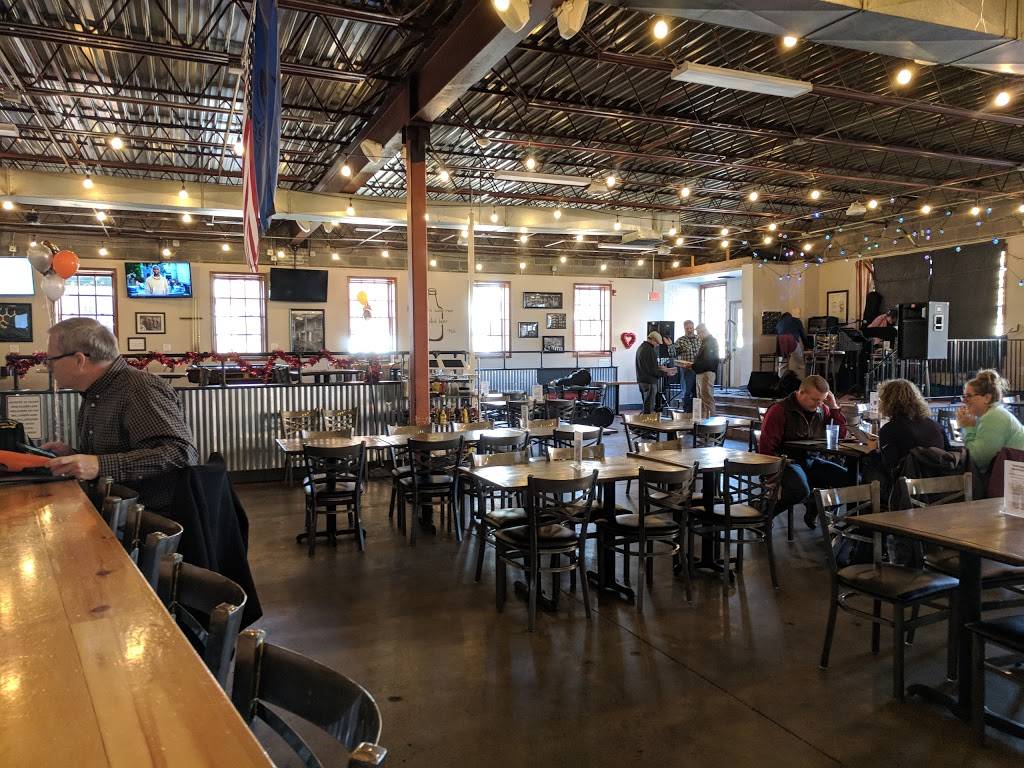 50/50 Taphouse | restaurant | 29 W Cork St, Winchester, VA 22601, USA | 5407734986 OR +1 540-773-4986