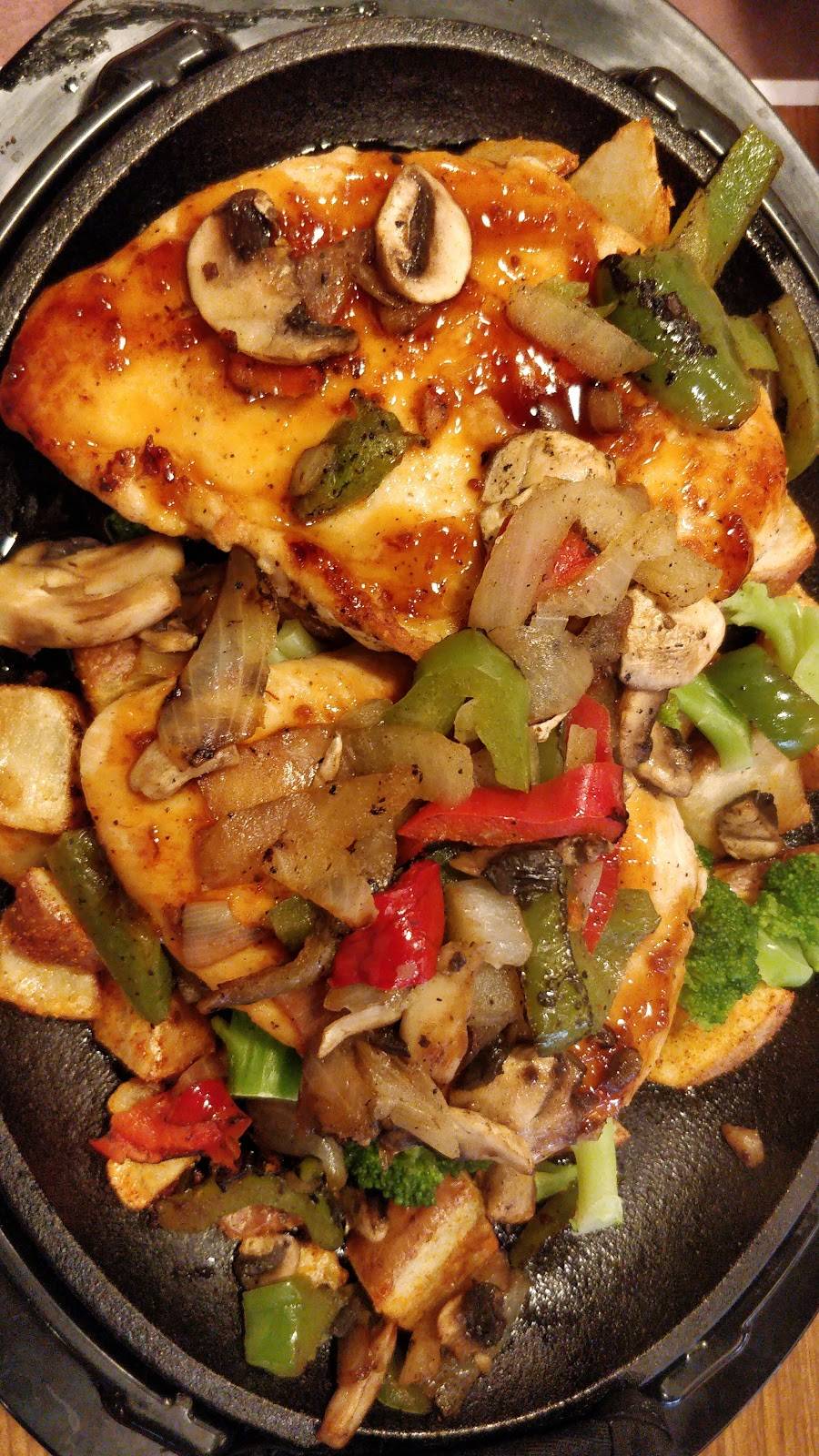 Wendys | restaurant | 515 Alfred St, Biddeford, ME 04005, USA | 2072833426 OR +1 207-283-3426