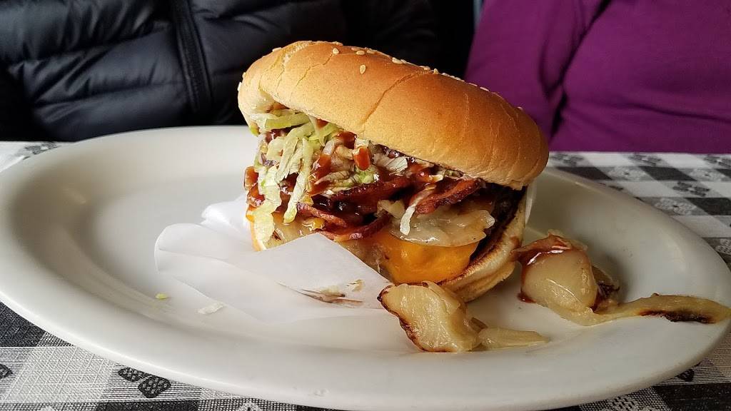 Red Rock North | restaurant | 4084 Byway E, Napa, CA 94558, USA | 7072532859 OR +1 707-253-2859