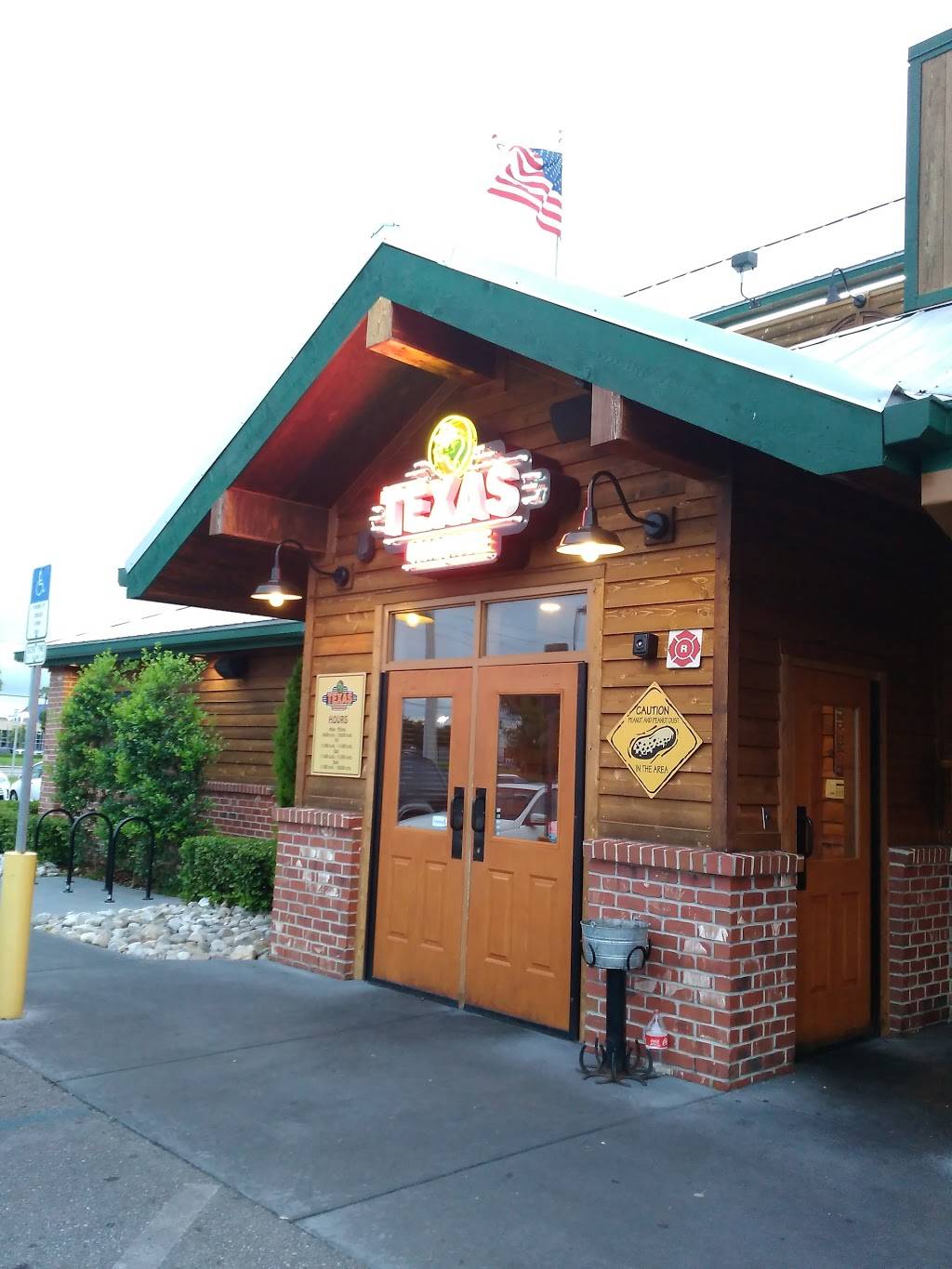 Texas Roadhouse | restaurant | 6372 S Semoran Blvd, Orlando, FL 32812, USA | 4078529104 OR +1 407-852-9104