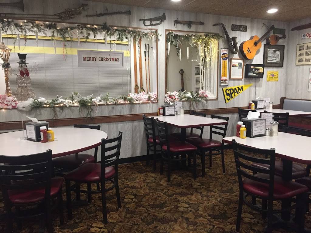 Kennys Oak Grill | restaurant | 307 Oakland Ave W, Austin, MN 55912, USA | 5074374135 OR +1 507-437-4135