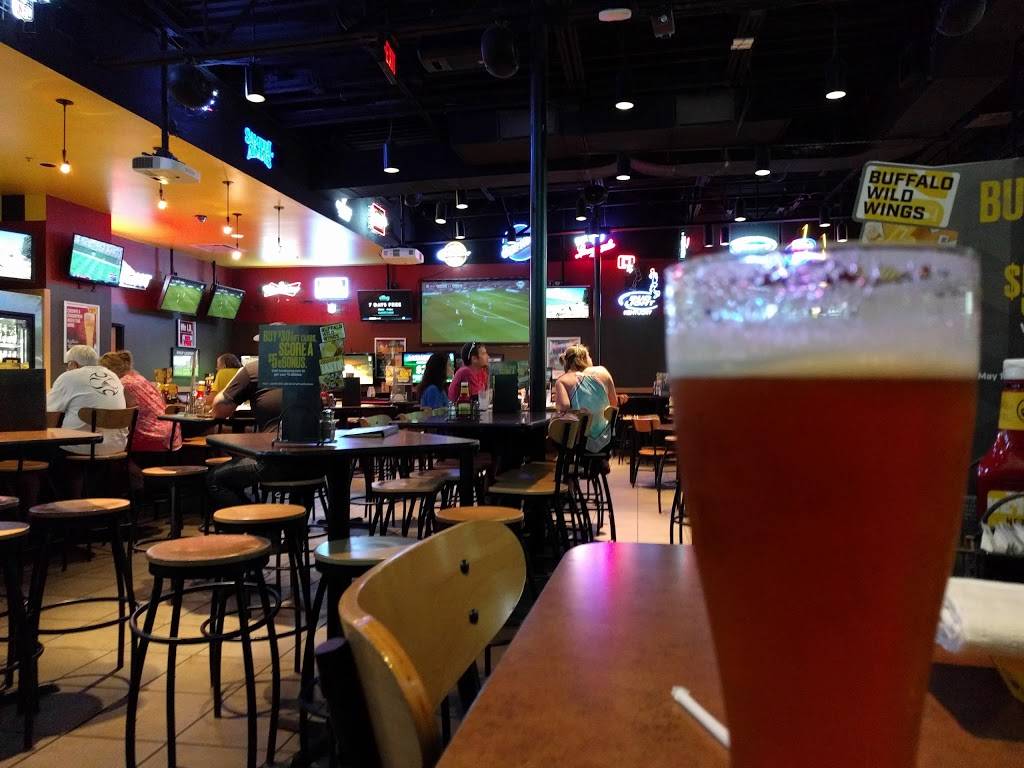 Buffalo Wild Wings | meal takeaway | 4736 Frederica St, Owensboro, KY 42301, USA | 2706867800 OR +1 270-686-7800