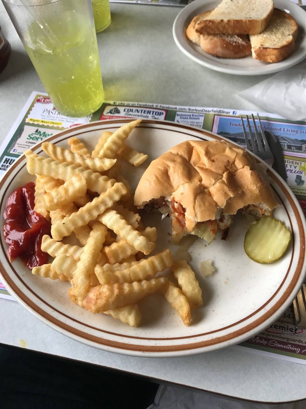 Barleys Deerfield Diner | restaurant | 1780 E Deerfield Ave, Green Bay, WI 54313, USA | 9204344560 OR +1 920-434-4560