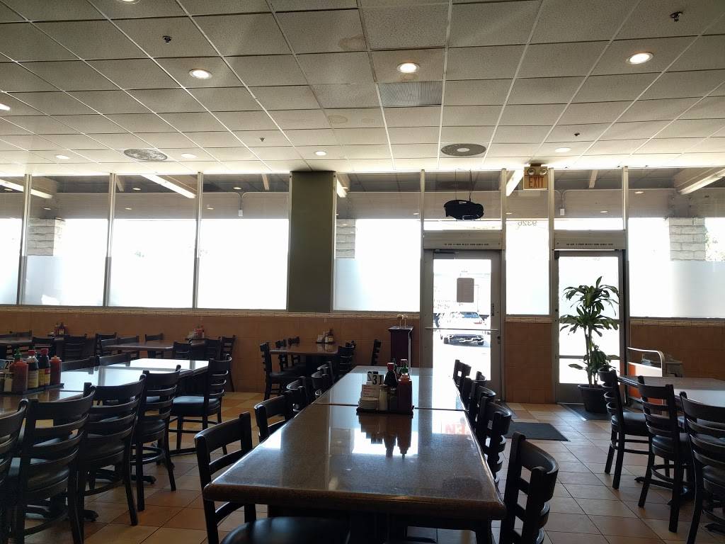 Pho Lucky | restaurant | 9326 Mira Mesa Blvd, San Diego, CA 92126, USA | 8585783606 OR +1 858-578-3606