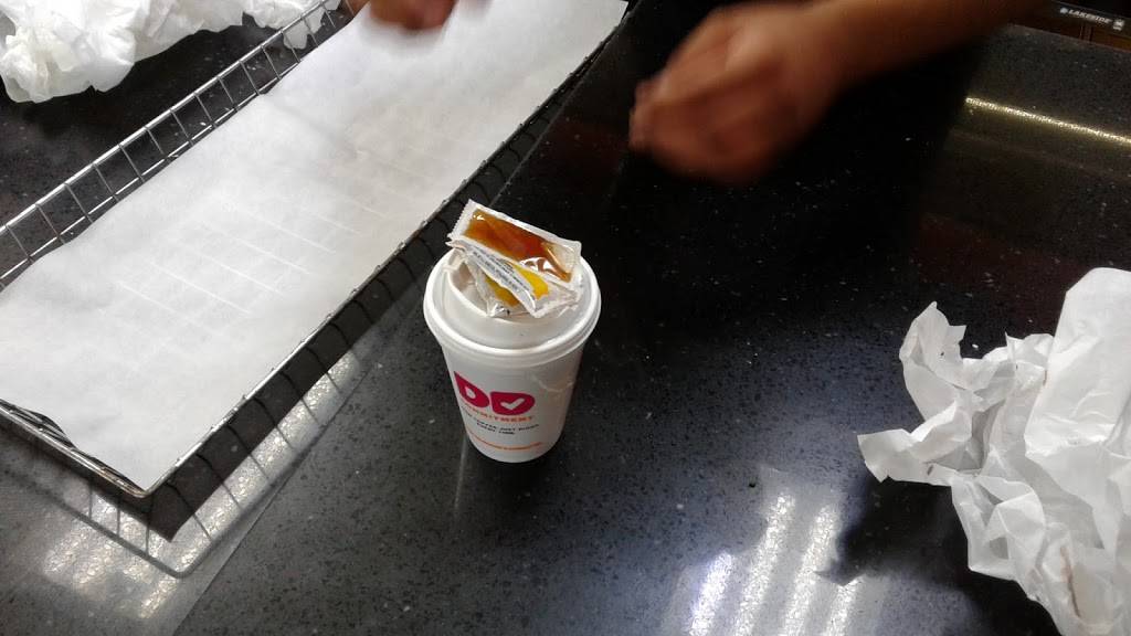 Dunkin | cafe | 4851 W Belmont Ave, Chicago, IL 60641, USA | 7737777589 OR +1 773-777-7589