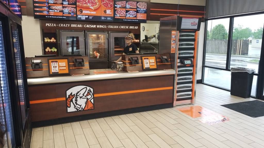 Little Caesars Pizza | meal takeaway | 10019 Dixie Hwy, Louisville, KY 40272, USA | 5029377474 OR +1 502-937-7474
