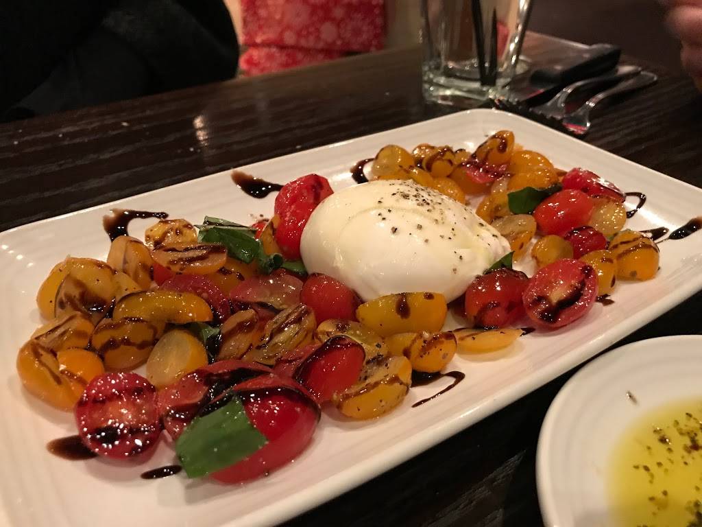 Carrabbas Italian Grill | restaurant | 17548 Dallas Pkwy, Dallas, TX 75287, USA | 9727327752 OR +1 972-732-7752