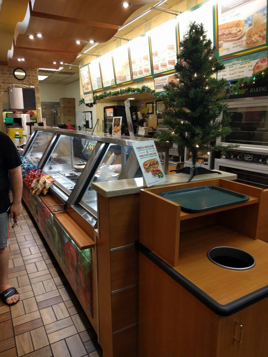 Subway | meal takeaway | 1141, 2884 Geer Rd, Turlock, CA 95382, USA | 2096327667 OR +1 209-632-7667