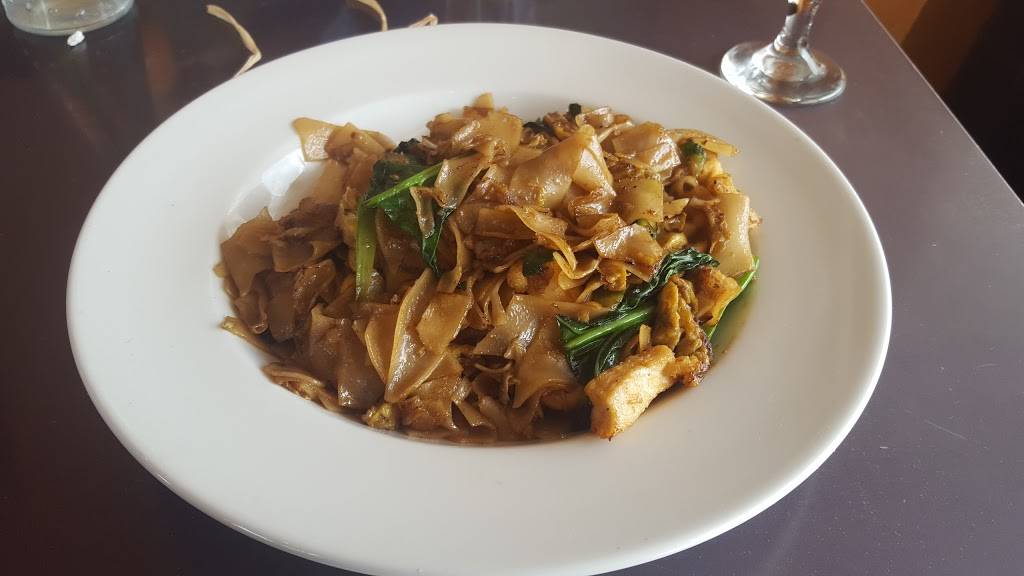 Natalee Thai | restaurant | 998 S Robertson Blvd, Los Angeles, CA 90035, USA | 3108559380 OR +1 310-855-9380