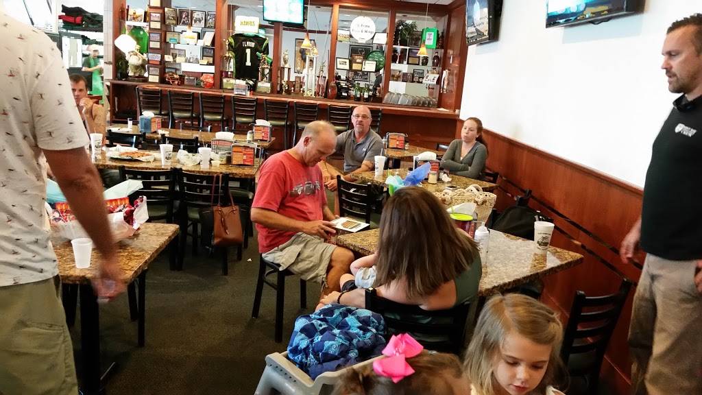 IL Primo Pizza & Wings | restaurant | 2209 SW Santa Barbara Pl #103, Cape Coral, FL 33991, USA | 2395733435 OR +1 239-573-3435