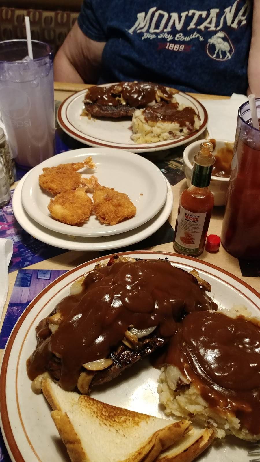 Quincys Bar & Grill | restaurant | 2047 N West St, Wichita, KS 67203, USA | 3169428200 OR +1 316-942-8200