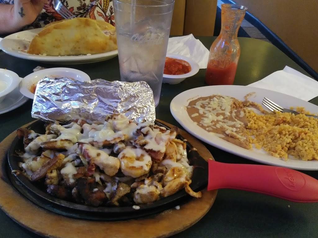 Camino Real Mexican Restaurant | restaurant | 1106 Dinah Shore Blvd, Winchester, TN 37398, USA | 9319689930 OR +1 931-968-9930