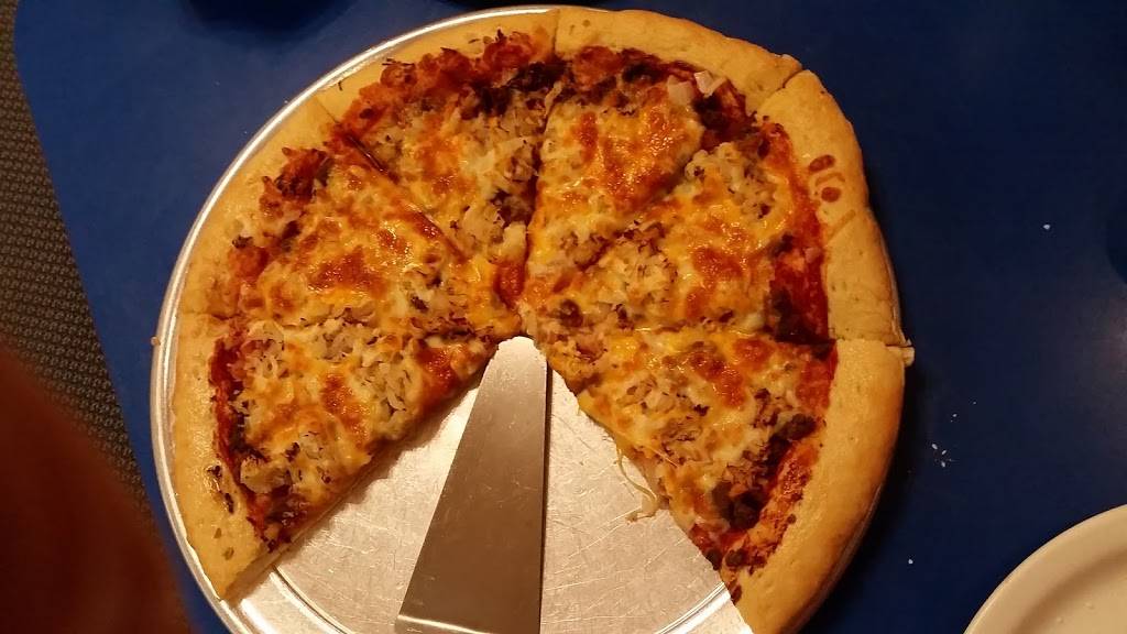 Breadeaux Pizza | meal delivery | 110 S Main St, Mt Pleasant, IA 52641, USA | 3193852306 OR +1 319-385-2306