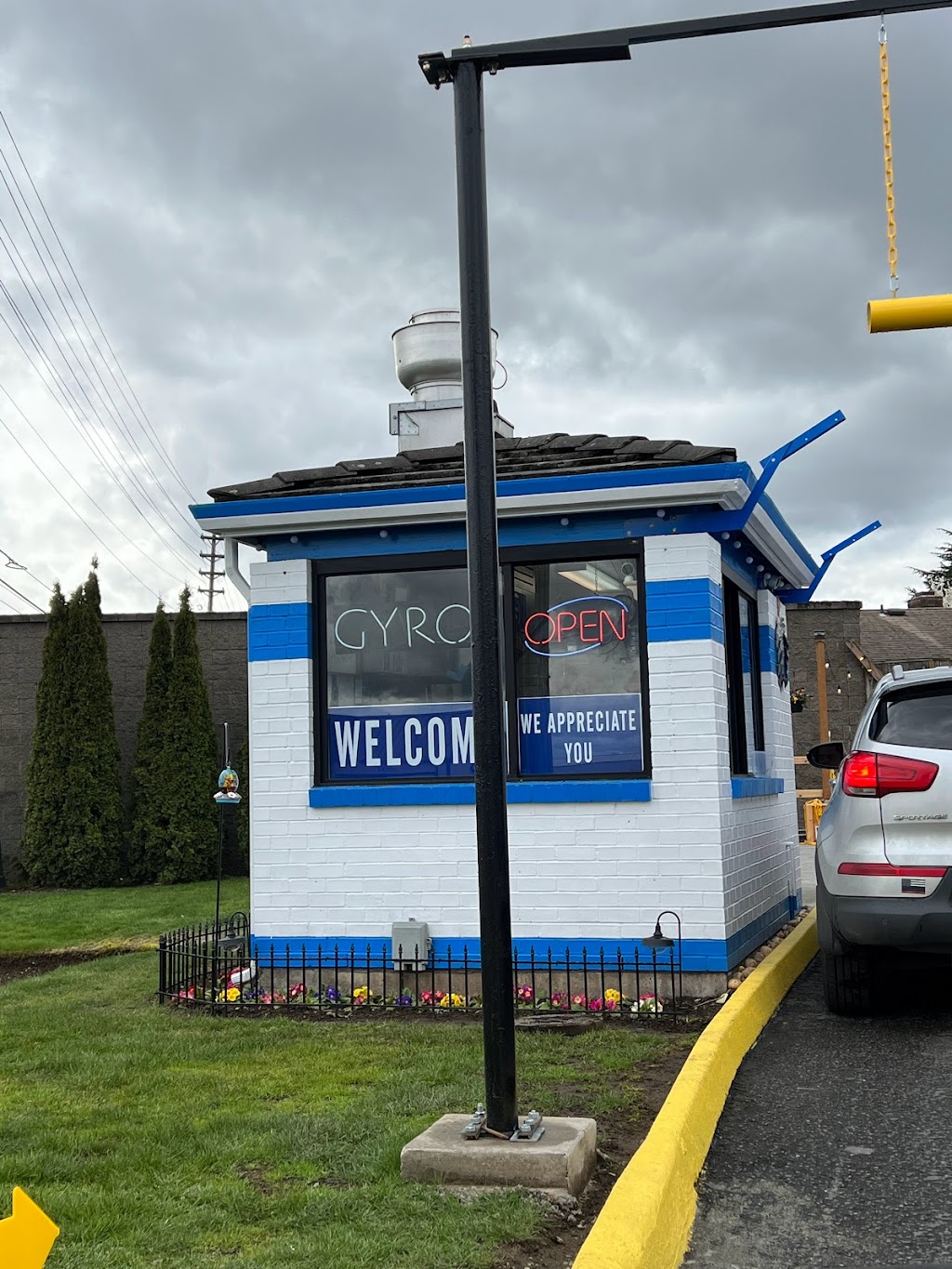 Greek Gyro Guy | restaurant | 118 SE 164th Ave, Vancouver, WA 98684, USA | 3605242315 OR +1 360-524-2315