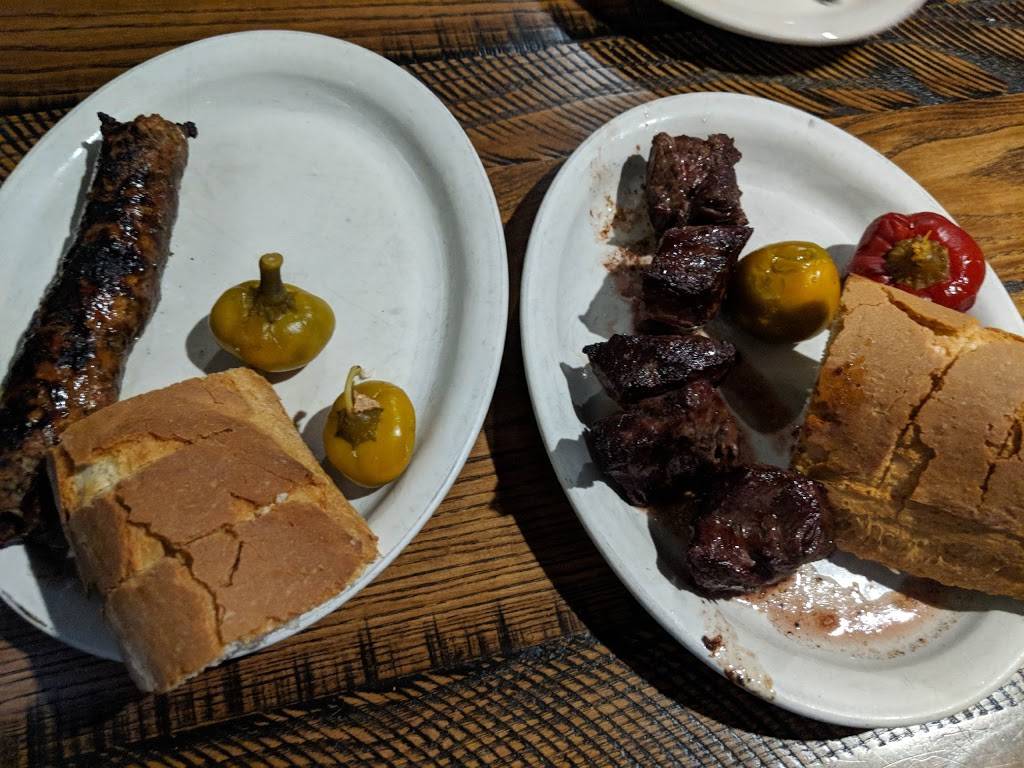 Santarpios Pizza | restaurant | 111 Chelsea St, Boston, MA 02128, USA | 6175679871 OR +1 617-567-9871