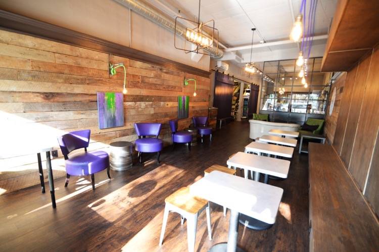 Tiny Bubbles Tea Bar and Gift Shop | cafe | 21 W Park Square, Marietta, GA 30060, USA | 6785813777 OR +1 678-581-3777