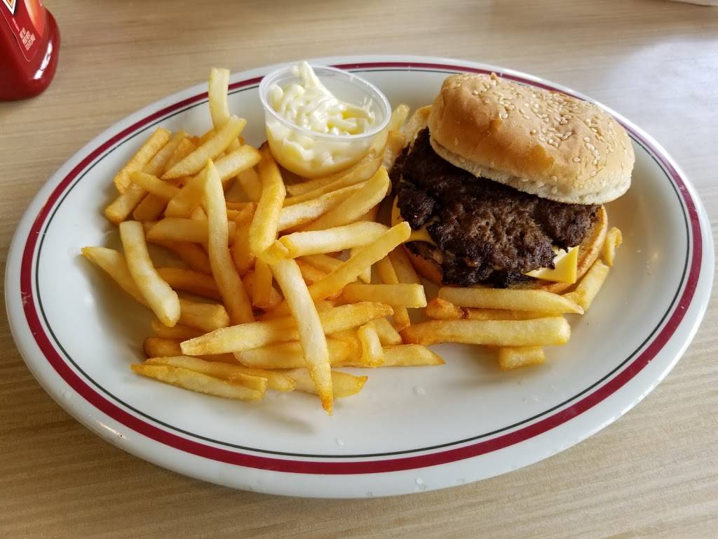 Huddle House | restaurant | 808 E Liberty St, York, SC 29745, USA | 8036847658 OR +1 803-684-7658