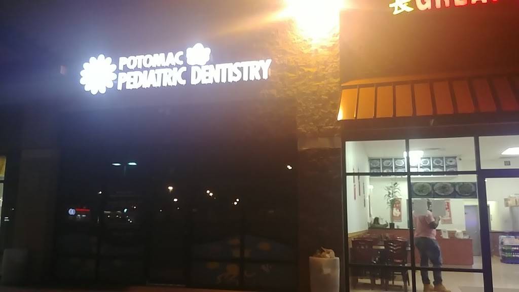 Great Wall Chinese Restaurant | meal takeaway | 16708 Jefferson Davis Hwy, Dumfries, VA 22026, USA | 7032219998 OR +1 703-221-9998