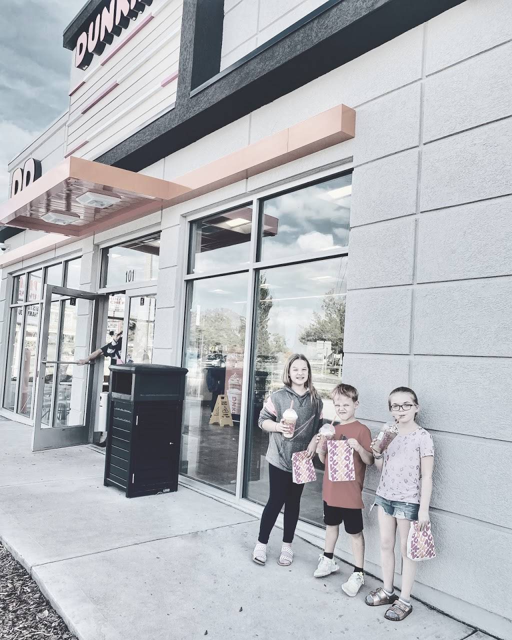Dunkin | bakery | 101 W Walker Dr, Keystone Heights, FL 32656, USA | 3524788744 OR +1 352-478-8744