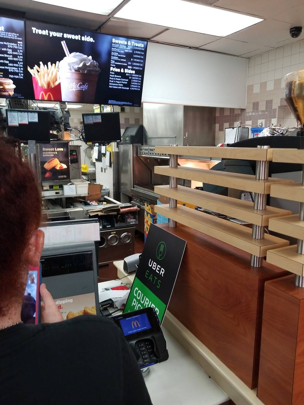 McDonalds | cafe | 3249 Frederick Ave, Baltimore, MD 21229, USA | 4109458180 OR +1 410-945-8180