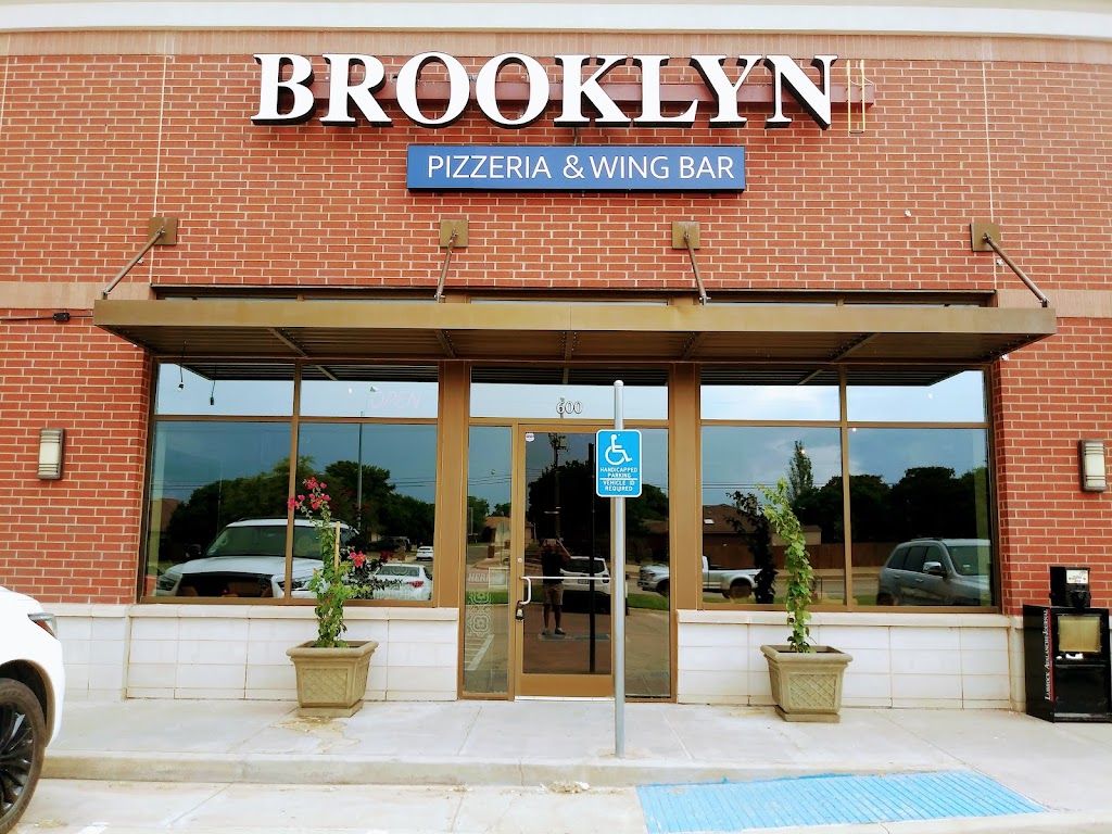 Brooklyn Pizzeria and Wing Bar | restaurant | 5217 98th St #600, Lubbock, TX 79424, USA | 8067013671 OR +1 806-701-3671
