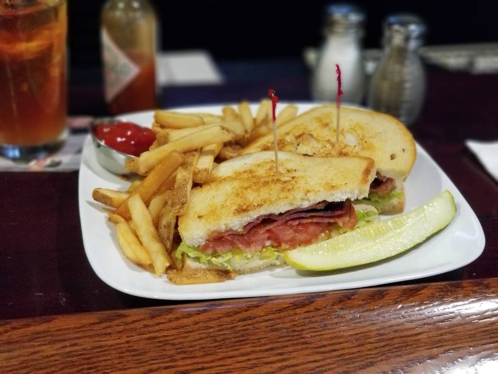 The Roadhouse Restaurant and Inn | restaurant | 4200 Preston-Fall City Rd SE, Fall City, WA 98024, USA | 4252224800 OR +1 425-222-4800