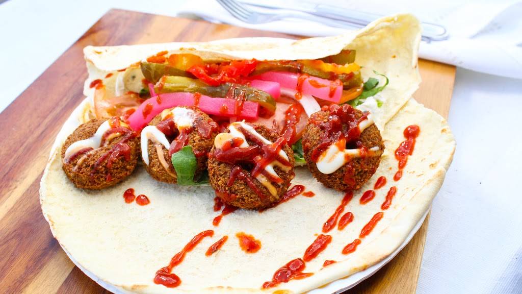 Five Star Shawarma & Pizza | restaurant | 585 Weber St N Unit 4, Waterloo, ON N2V 1V8, Canada | 5198800544 OR +1 519-880-0544