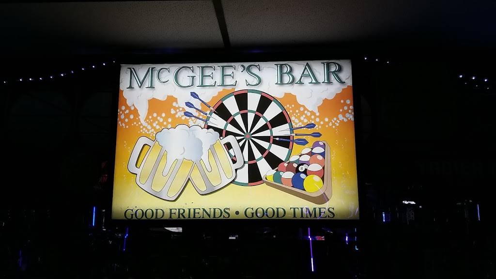 Mc Gees Bar & Grill | restaurant | 1112 State St, Madison, IL 62060, USA | 6184523080 OR +1 618-452-3080