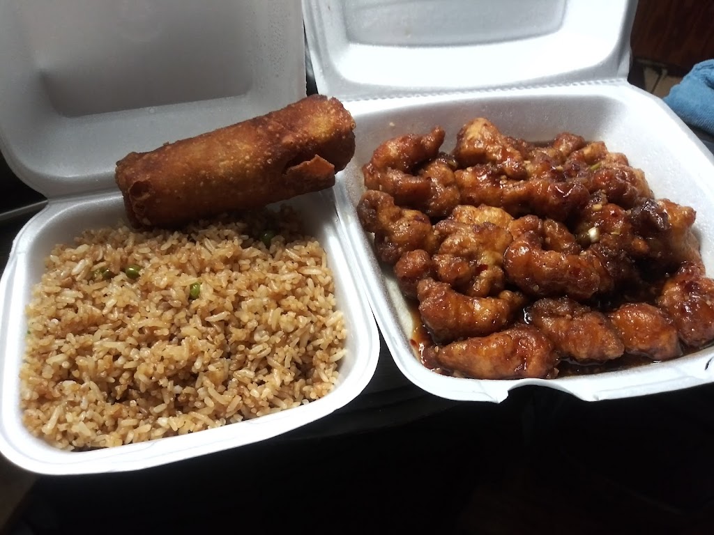 Eggroll Express | restaurant | 331 W 31st St S, Wichita, KS 67217, USA | 3167895828 OR +1 316-789-5828