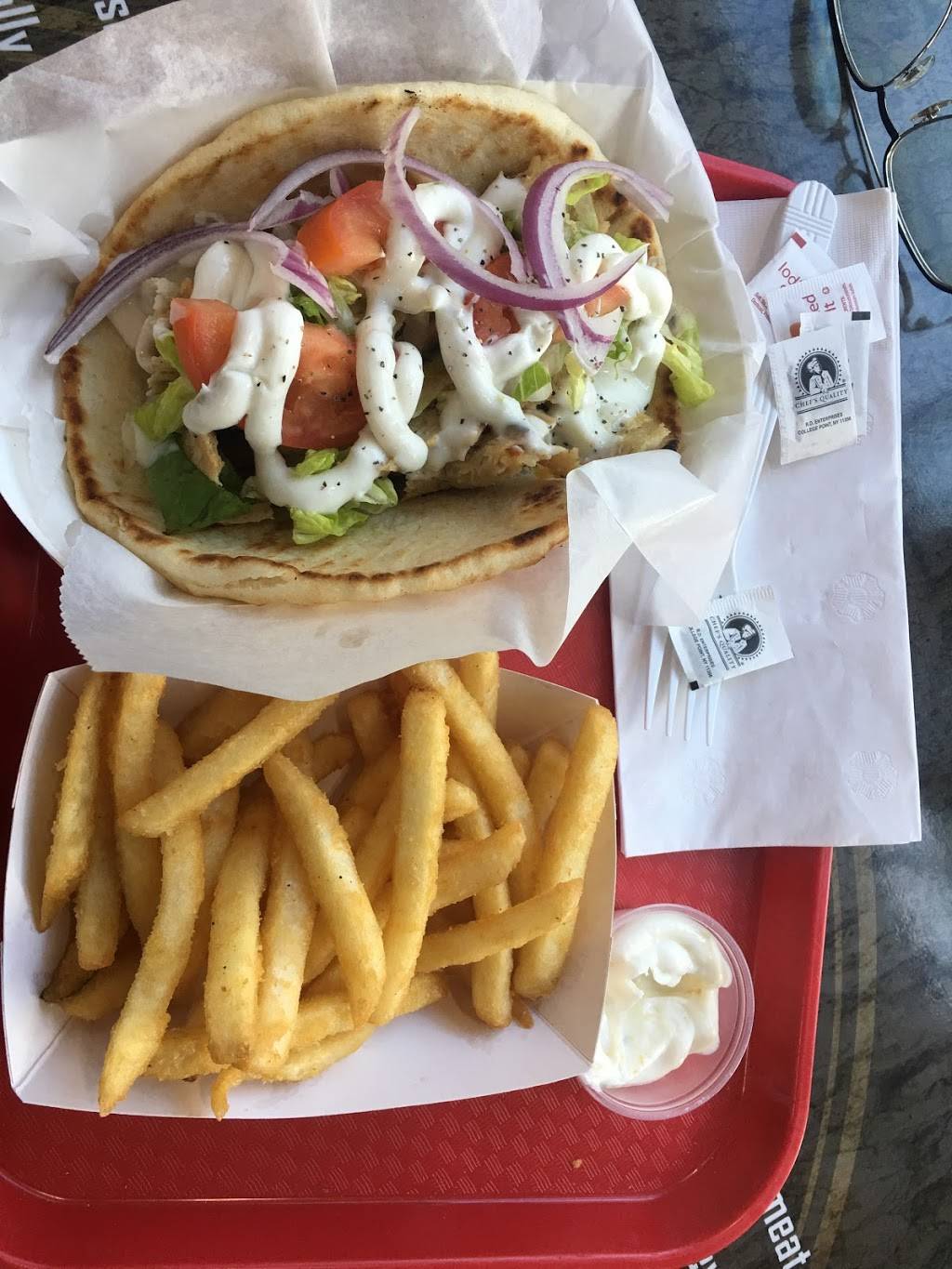 Gyro Grill | restaurant | 6227 Delmar Blvd, St. Louis, MO 63130, USA | 3148999437 OR +1 314-899-9437