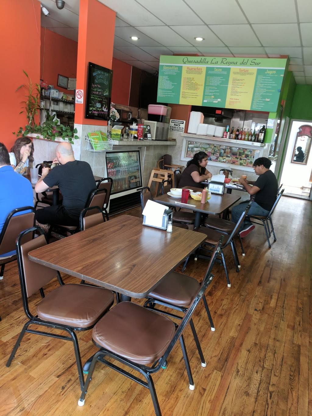 Quesadilla La Reina Del Sur | restaurant | 2235 N Western Ave, Chicago, IL 60647, USA | 7732358807 OR +1 773-235-8807