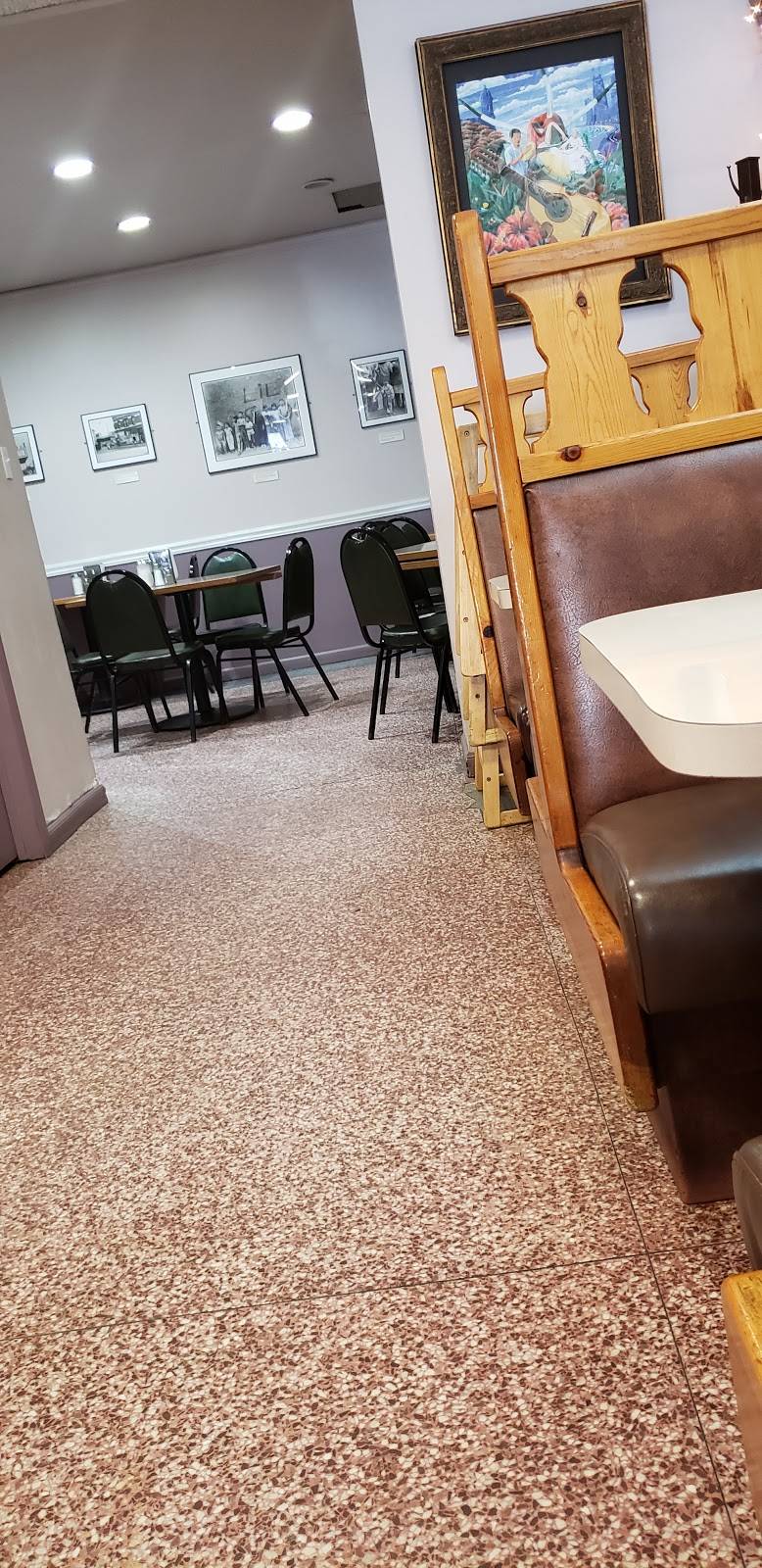 Cafe Central | restaurant | 1437 W Chicago Ave #1, Chicago, IL 60642, USA | 3122436776 OR +1 312-243-6776