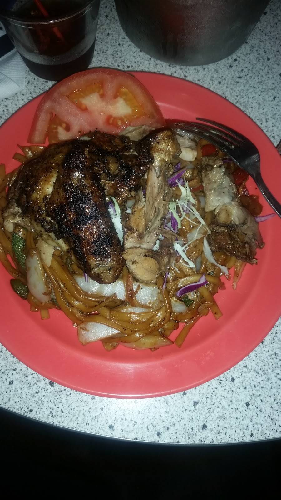 Island Mix Bar& Grill | restaurant | 3229 S John Young Pkwy, Kissimmee, FL 34746, USA | 4074837999 OR +1 407-483-7999