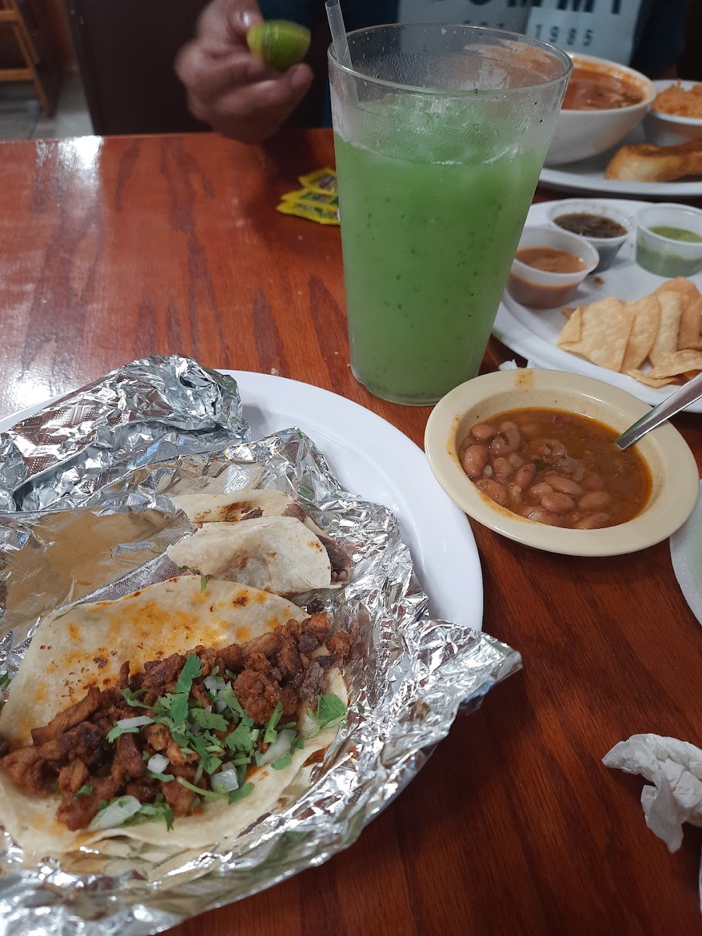 Tacos Kissi | restaurant | 4318 San Bernardo Ave, Laredo, TX 78041, USA | 9567269933 OR +1 956-726-9933