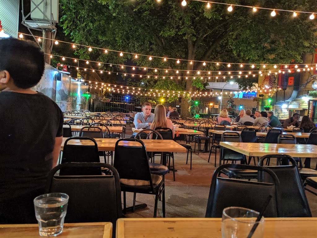 Las Fuentes Restaurant | restaurant | 2558 N Halsted St, Chicago, IL 60614, USA | 7739352004 OR +1 773-935-2004